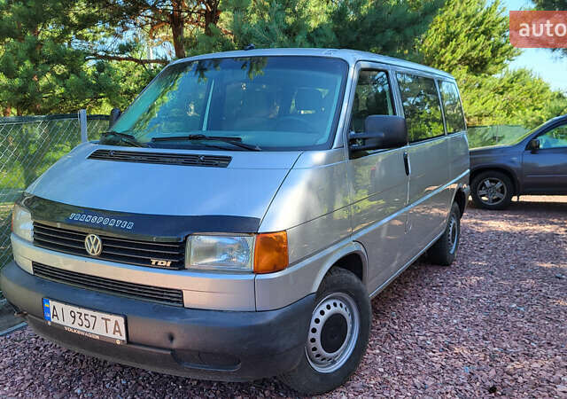 Серый Фольксваген Transporter, объемом двигателя 2.5 л и пробегом 429 тыс. км за 8700 $, фото 1 на Automoto.ua