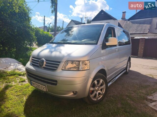 Сірий Фольксваген Transporter, об'ємом двигуна 2.5 л та пробігом 312 тис. км за 10200 $, фото 1 на Automoto.ua