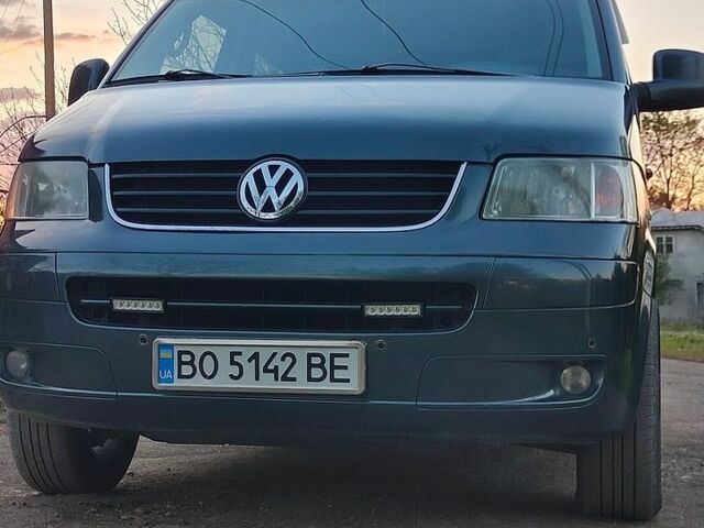 Серый Фольксваген Transporter, объемом двигателя 2.5 л и пробегом 381 тыс. км за 7700 $, фото 1 на Automoto.ua