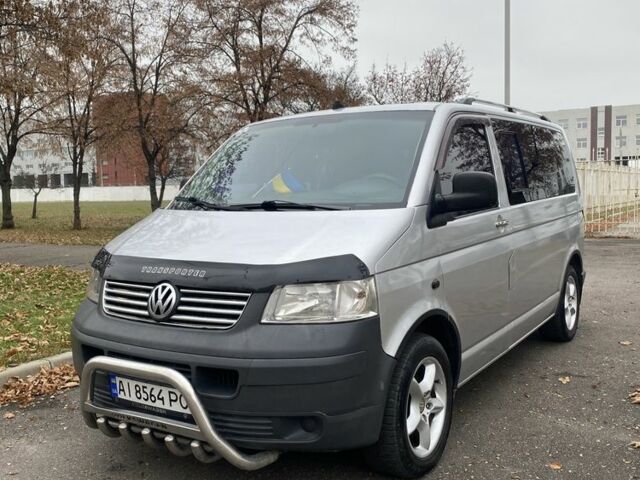 Серый Фольксваген Transporter, объемом двигателя 2.5 л и пробегом 426 тыс. км за 7800 $, фото 1 на Automoto.ua