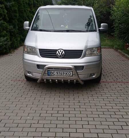 Серый Фольксваген Transporter, объемом двигателя 2.5 л и пробегом 480 тыс. км за 8600 $, фото 1 на Automoto.ua