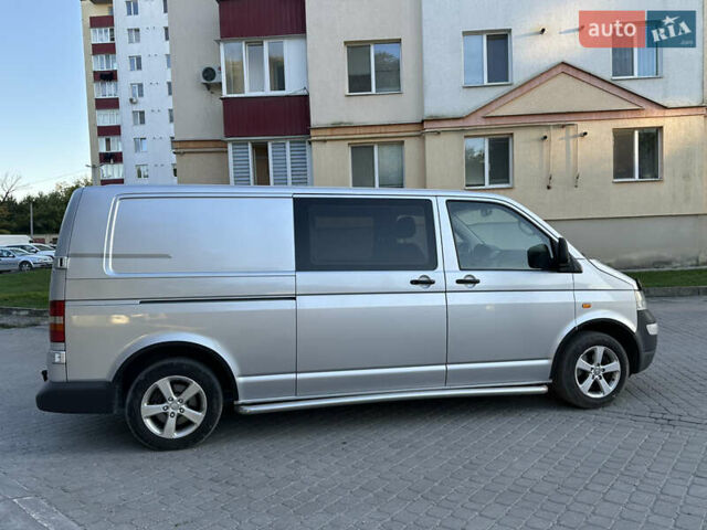 Серый Фольксваген Transporter, объемом двигателя 2.5 л и пробегом 218 тыс. км за 8600 $, фото 1 на Automoto.ua