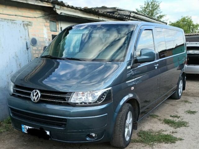 Серый Фольксваген Transporter, объемом двигателя 2.5 л и пробегом 257 тыс. км за 10800 $, фото 1 на Automoto.ua