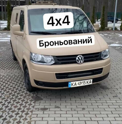 Серый Фольксваген Transporter, объемом двигателя 2.5 л и пробегом 690 тыс. км за 17000 $, фото 1 на Automoto.ua