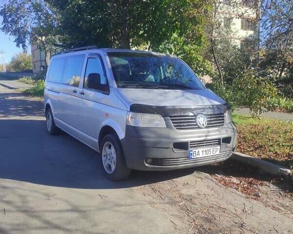 Серый Фольксваген Transporter, объемом двигателя 2.5 л и пробегом 400 тыс. км за 7700 $, фото 1 на Automoto.ua