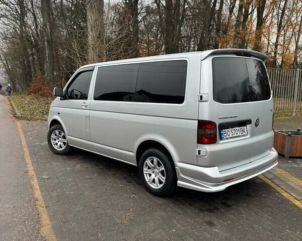 Серый Фольксваген Transporter, объемом двигателя 2.46 л и пробегом 334 тыс. км за 8850 $, фото 1 на Automoto.ua