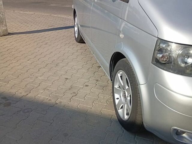 Сірий Фольксваген Transporter, об'ємом двигуна 2.5 л та пробігом 410 тис. км за 13500 $, фото 1 на Automoto.ua