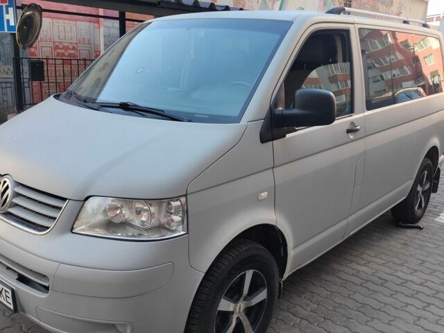 Сірий Фольксваген Transporter, об'ємом двигуна 2.46 л та пробігом 342 тис. км за 9500 $, фото 1 на Automoto.ua