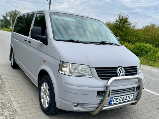Серый Фольксваген Transporter, объемом двигателя 2.5 л и пробегом 226 тыс. км за 10700 $, фото 1 на Automoto.ua