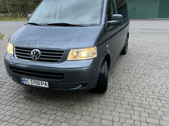 Серый Фольксваген Transporter, объемом двигателя 1.9 л и пробегом 380 тыс. км за 10500 $, фото 1 на Automoto.ua