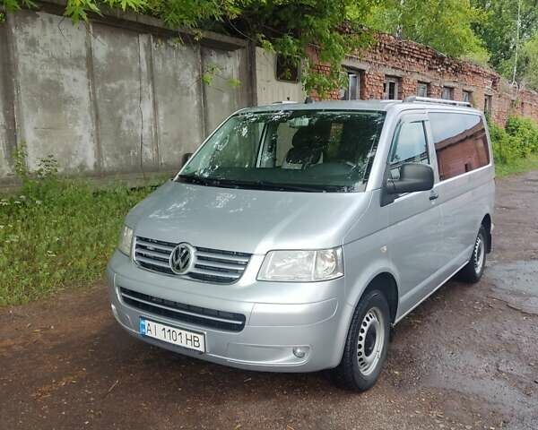 Сірий Фольксваген Transporter, об'ємом двигуна 2.5 л та пробігом 275 тис. км за 9900 $, фото 1 на Automoto.ua