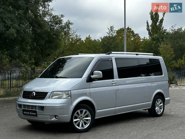 Серый Фольксваген Transporter, объемом двигателя 2.46 л и пробегом 300 тыс. км за 10799 $, фото 1 на Automoto.ua