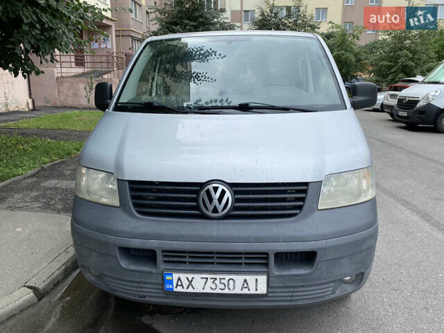 Сірий Фольксваген Transporter, об'ємом двигуна 1.9 л та пробігом 320 тис. км за 12000 $, фото 1 на Automoto.ua