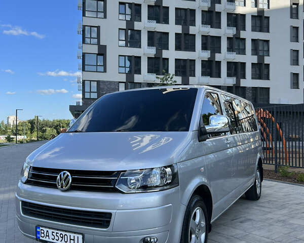Серый Фольксваген Transporter, объемом двигателя 3.19 л и пробегом 279 тыс. км за 13799 $, фото 1 на Automoto.ua