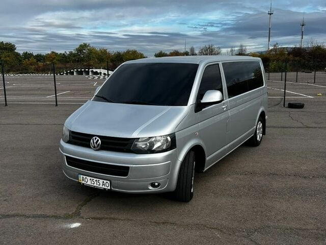 Серый Фольксваген Transporter, объемом двигателя 1.97 л и пробегом 328 тыс. км за 15500 $, фото 1 на Automoto.ua