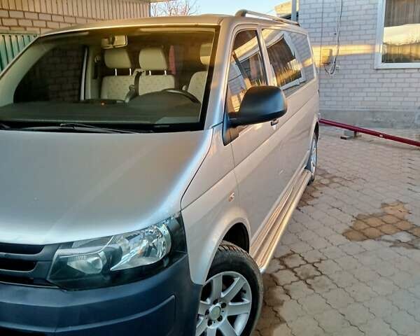 Сірий Фольксваген Transporter, об'ємом двигуна 1.97 л та пробігом 318 тис. км за 13500 $, фото 1 на Automoto.ua