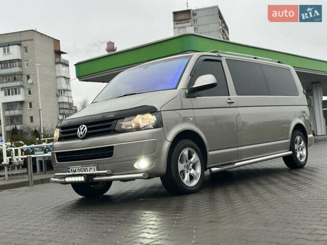 Серый Фольксваген Transporter, объемом двигателя 1.97 л и пробегом 230 тыс. км за 13900 $, фото 1 на Automoto.ua