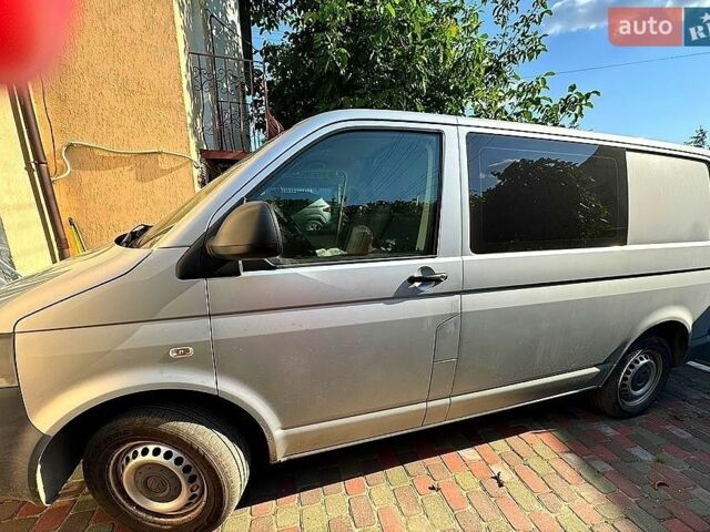 Серый Фольксваген Transporter, объемом двигателя 2 л и пробегом 270 тыс. км за 12500 $, фото 1 на Automoto.ua