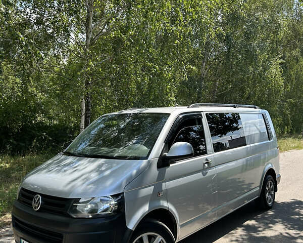 Сірий Фольксваген Transporter, об'ємом двигуна 2 л та пробігом 225 тис. км за 17000 $, фото 1 на Automoto.ua