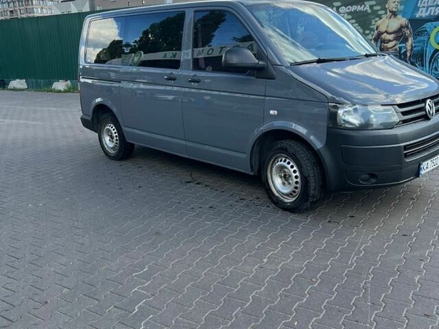 Сірий Фольксваген Transporter, об'ємом двигуна 2 л та пробігом 372 тис. км за 15500 $, фото 1 на Automoto.ua