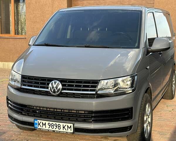 Серый Фольксваген Transporter, объемом двигателя 2 л и пробегом 200 тыс. км за 18200 $, фото 1 на Automoto.ua