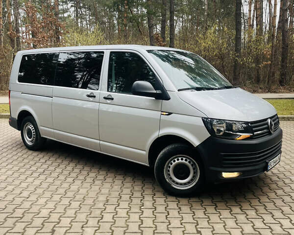 Серый Фольксваген Transporter, объемом двигателя 1.97 л и пробегом 258 тыс. км за 19800 $, фото 1 на Automoto.ua