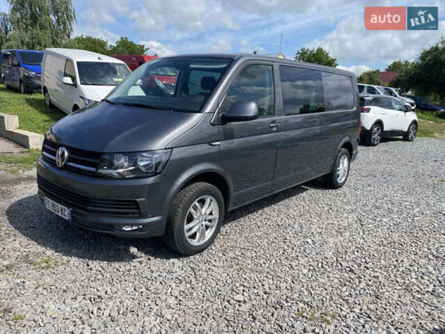 Серый Фольксваген Transporter, объемом двигателя 2 л и пробегом 223 тыс. км за 24500 $, фото 1 на Automoto.ua
