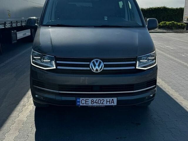 Серый Фольксваген Transporter, объемом двигателя 2 л и пробегом 270 тыс. км за 28716 $, фото 1 на Automoto.ua