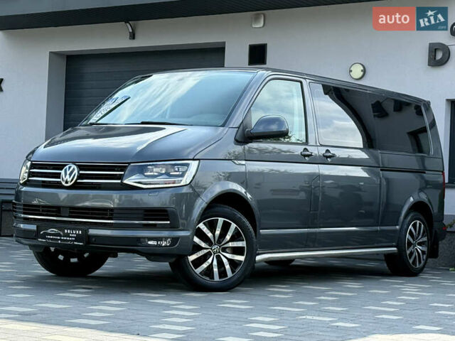 Серый Фольксваген Transporter, объемом двигателя 2 л и пробегом 270 тыс. км за 31900 $, фото 1 на Automoto.ua