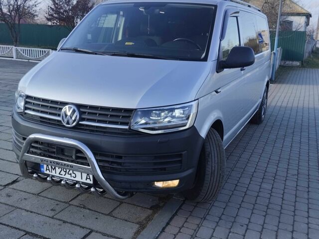 Сірий Фольксваген Transporter, об'ємом двигуна 2 л та пробігом 220 тис. км за 31700 $, фото 1 на Automoto.ua