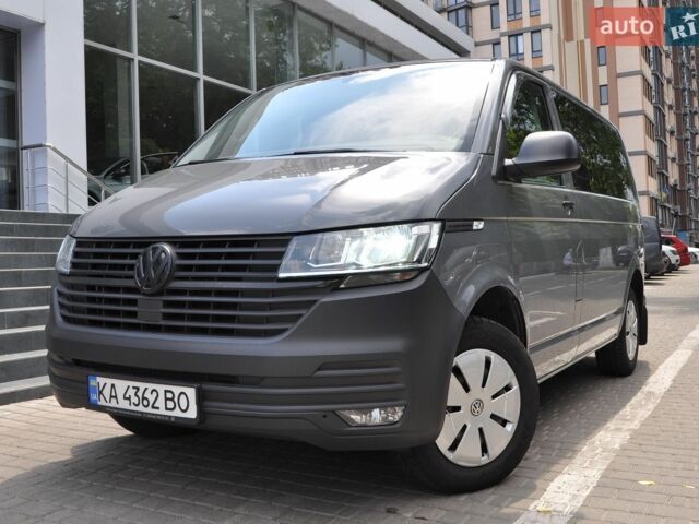 Серый Фольксваген Transporter, объемом двигателя 1.97 л и пробегом 183 тыс. км за 31000 $, фото 1 на Automoto.ua