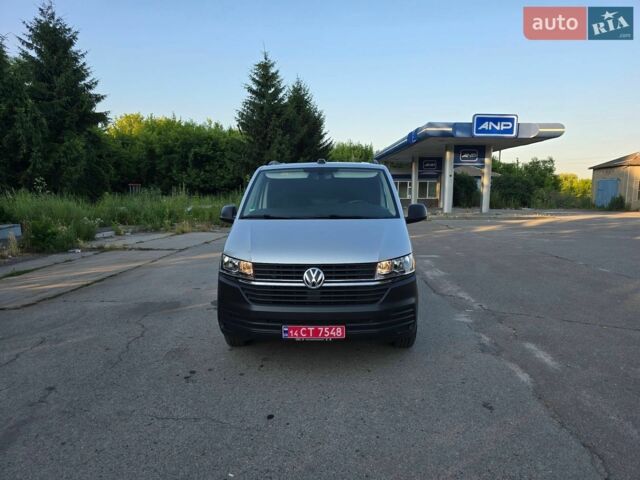 Сірий Фольксваген Transporter, об'ємом двигуна 2 л та пробігом 224 тис. км за 22600 $, фото 1 на Automoto.ua