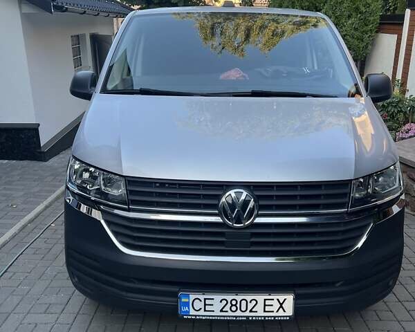 Серый Фольксваген Transporter, объемом двигателя 1.97 л и пробегом 280 тыс. км за 24000 $, фото 1 на Automoto.ua