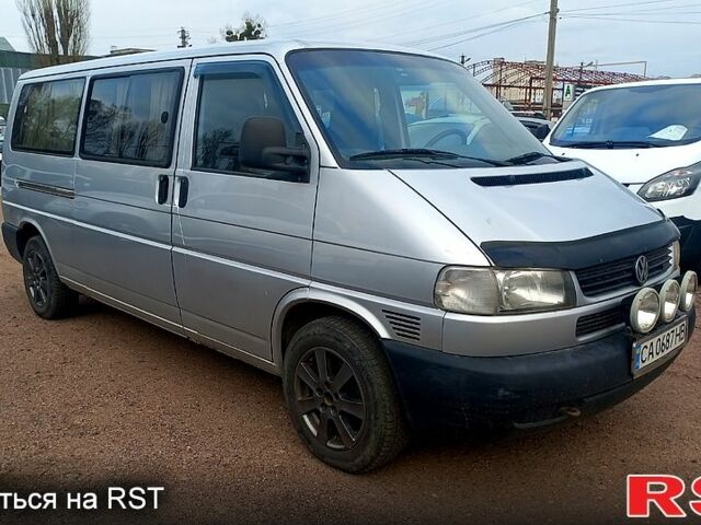 Серый Фольксваген Transporter, объемом двигателя 2.5 л и пробегом 381 тыс. км за 4900 $, фото 1 на Automoto.ua