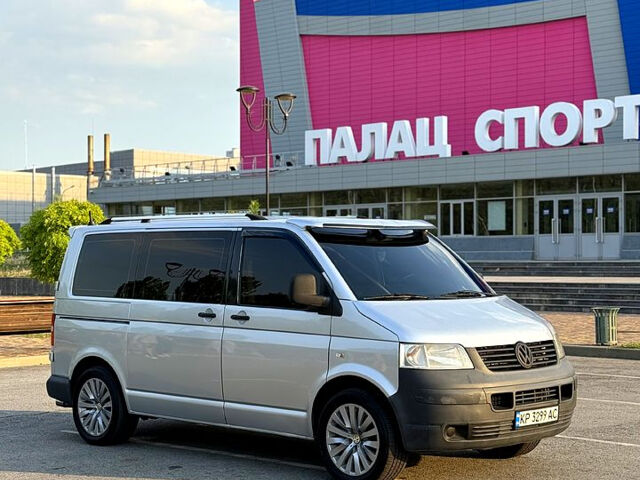 Серый Фольксваген Transporter, объемом двигателя 2.5 л и пробегом 300 тыс. км за 8750 $, фото 1 на Automoto.ua