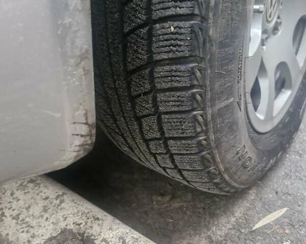 Серый Фольксваген Transporter, объемом двигателя 0 л и пробегом 215 тыс. км за 11200 $, фото 1 на Automoto.ua