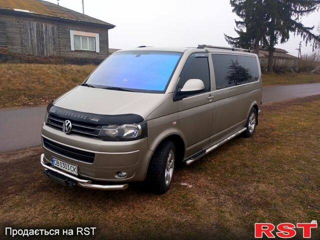 Серый Фольксваген Transporter, объемом двигателя 2 л и пробегом 212 тыс. км за 14499 $, фото 1 на Automoto.ua