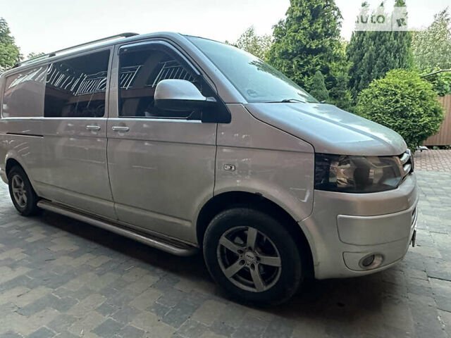 Серый Фольксваген Transporter, объемом двигателя 0 л и пробегом 335 тыс. км за 11300 $, фото 1 на Automoto.ua