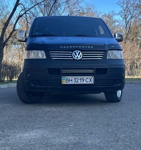Синий Фольксваген Transporter, объемом двигателя 2.46 л и пробегом 370 тыс. км за 9500 $, фото 1 на Automoto.ua