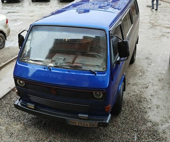 Синий Фольксваген Transporter, объемом двигателя 1.9 л и пробегом 50 тыс. км за 3500 $, фото 1 на Automoto.ua