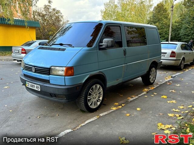 Синий Фольксваген Transporter, объемом двигателя 1.9 л и пробегом 300 тыс. км за 3000 $, фото 1 на Automoto.ua