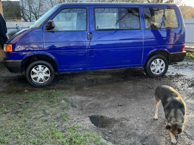 Синий Фольксваген Transporter, объемом двигателя 2.5 л и пробегом 569 тыс. км за 1500 $, фото 1 на Automoto.ua