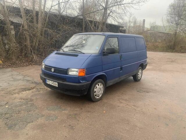 Синий Фольксваген Transporter, объемом двигателя 2.4 л и пробегом 350 тыс. км за 3200 $, фото 1 на Automoto.ua