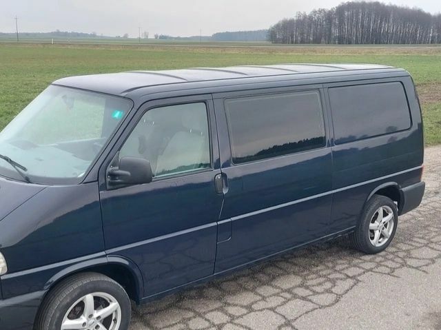 Синий Фольксваген Transporter, объемом двигателя 2.5 л и пробегом 330 тыс. км за 1980 $, фото 1 на Automoto.ua