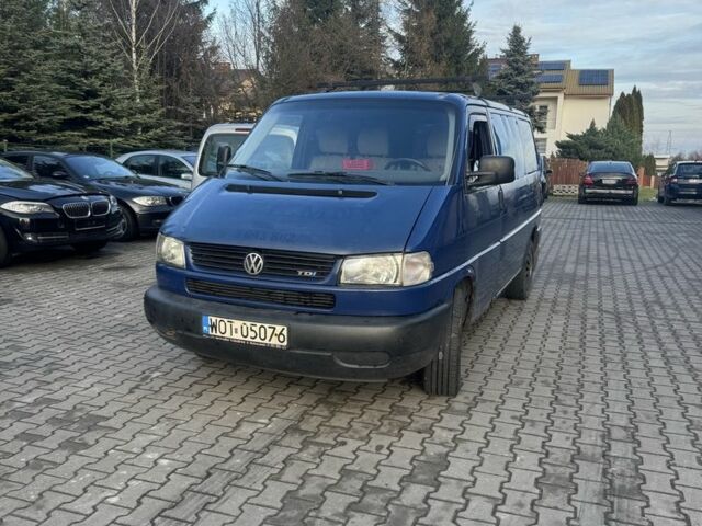 Синий Фольксваген Transporter, объемом двигателя 2.5 л и пробегом 450 тыс. км за 2500 $, фото 1 на Automoto.ua