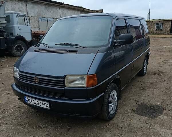 Синий Фольксваген Transporter, объемом двигателя 2.4 л и пробегом 505 тыс. км за 4200 $, фото 1 на Automoto.ua