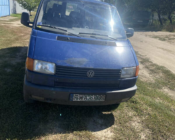 Синий Фольксваген Transporter, объемом двигателя 2.5 л и пробегом 429 тыс. км за 3600 $, фото 1 на Automoto.ua