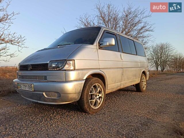 Синий Фольксваген Transporter, объемом двигателя 1.9 л и пробегом 400 тыс. км за 6000 $, фото 1 на Automoto.ua