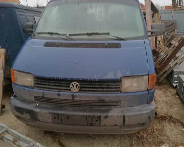 Синий Фольксваген Transporter, объемом двигателя 1.9 л и пробегом 500 тыс. км за 2500 $, фото 1 на Automoto.ua
