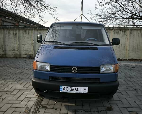Синий Фольксваген Transporter, объемом двигателя 1.9 л и пробегом 430 тыс. км за 5800 $, фото 1 на Automoto.ua